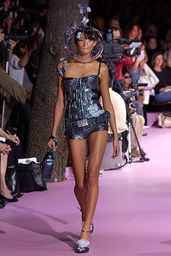 D&G fashion show for Spring/Summer 2004