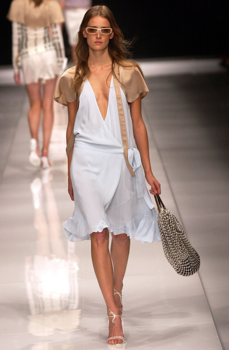 Burberry Prorsum fashion show for Spring/Summer 2004
