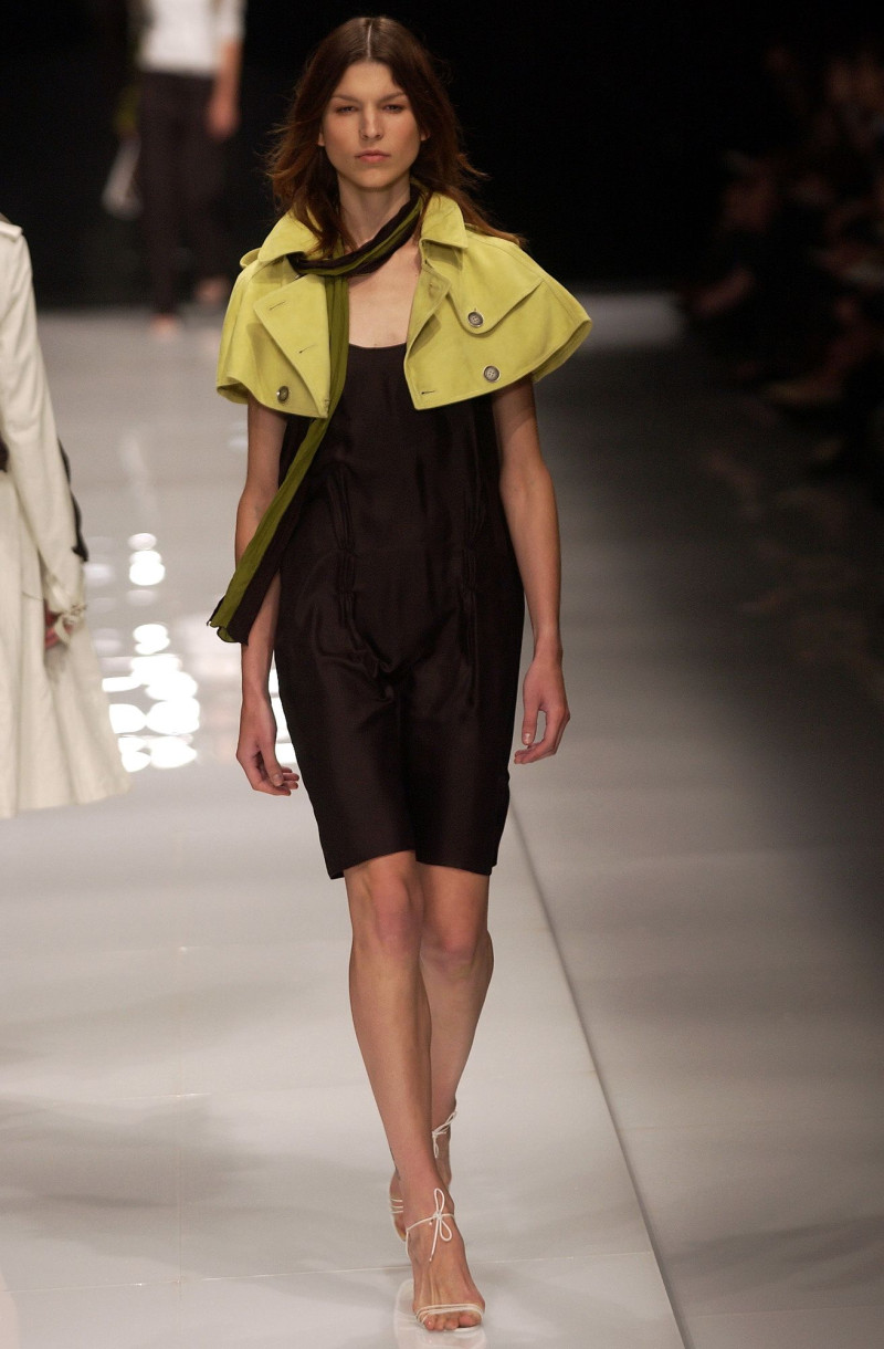 Burberry Prorsum fashion show for Spring/Summer 2004