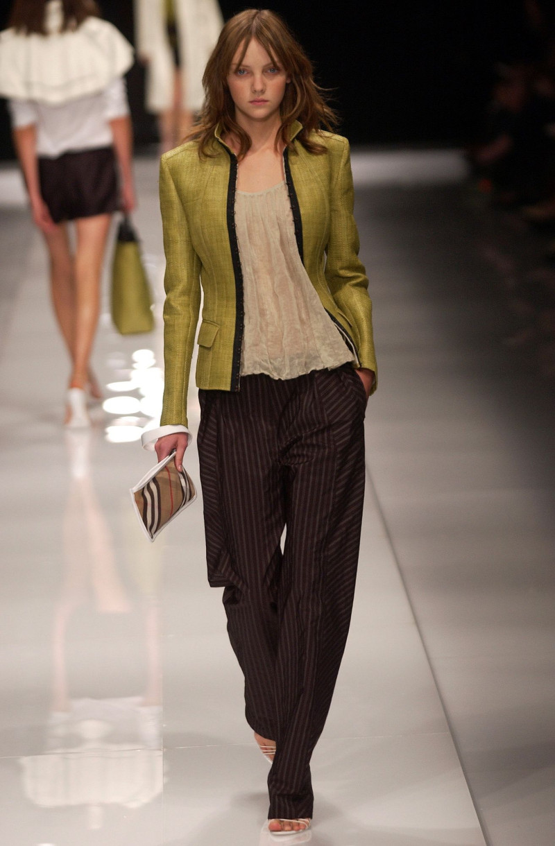 Burberry Prorsum fashion show for Spring/Summer 2004