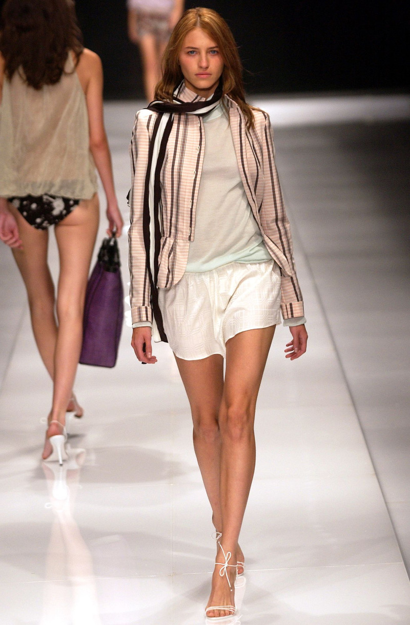 Burberry Prorsum fashion show for Spring/Summer 2004