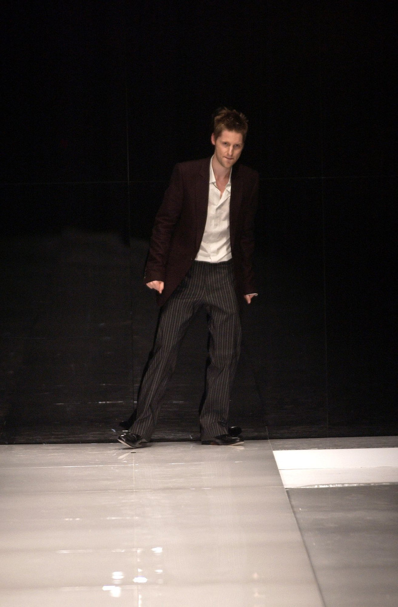 Burberry Prorsum fashion show for Spring/Summer 2004