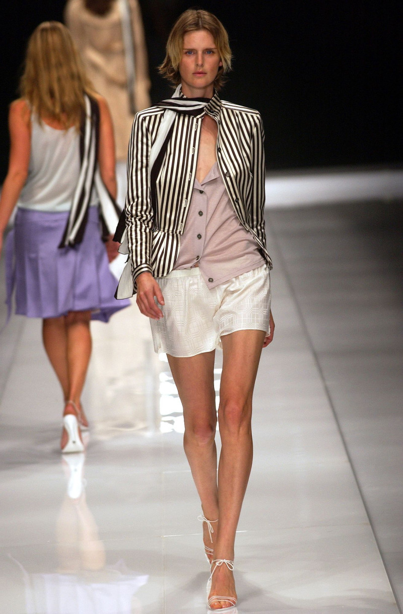 Burberry Prorsum fashion show for Spring/Summer 2004