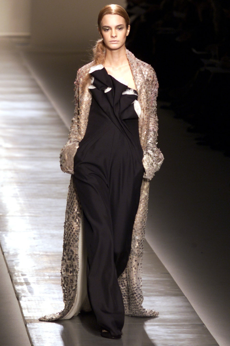 Givenchy Haute Couture fashion show for Spring/Summer 2002