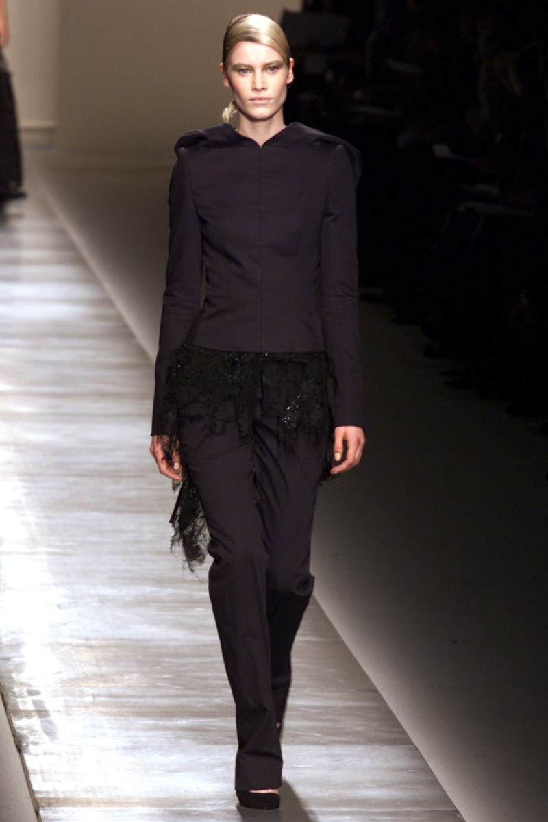 Givenchy Haute Couture fashion show for Spring/Summer 2002