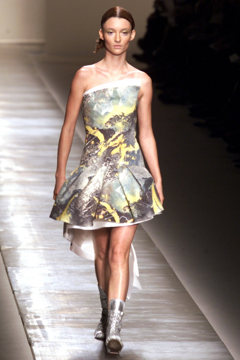 Givenchy Haute Couture fashion show for Spring/Summer 2002