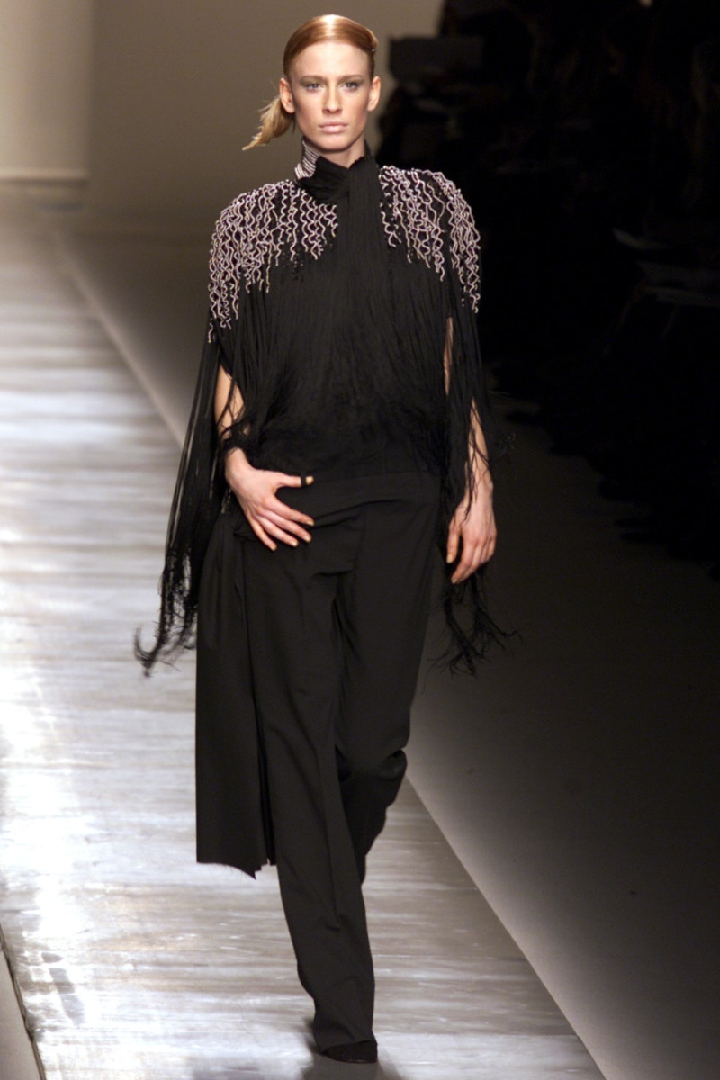 Givenchy Haute Couture fashion show for Spring/Summer 2002