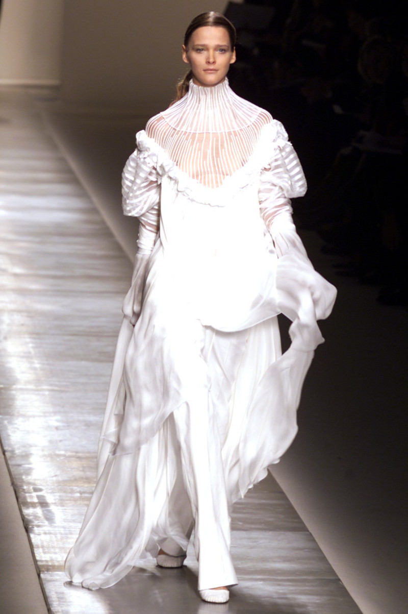 Givenchy Haute Couture fashion show for Spring/Summer 2002