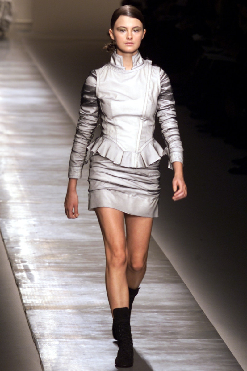 Givenchy Haute Couture fashion show for Spring/Summer 2002
