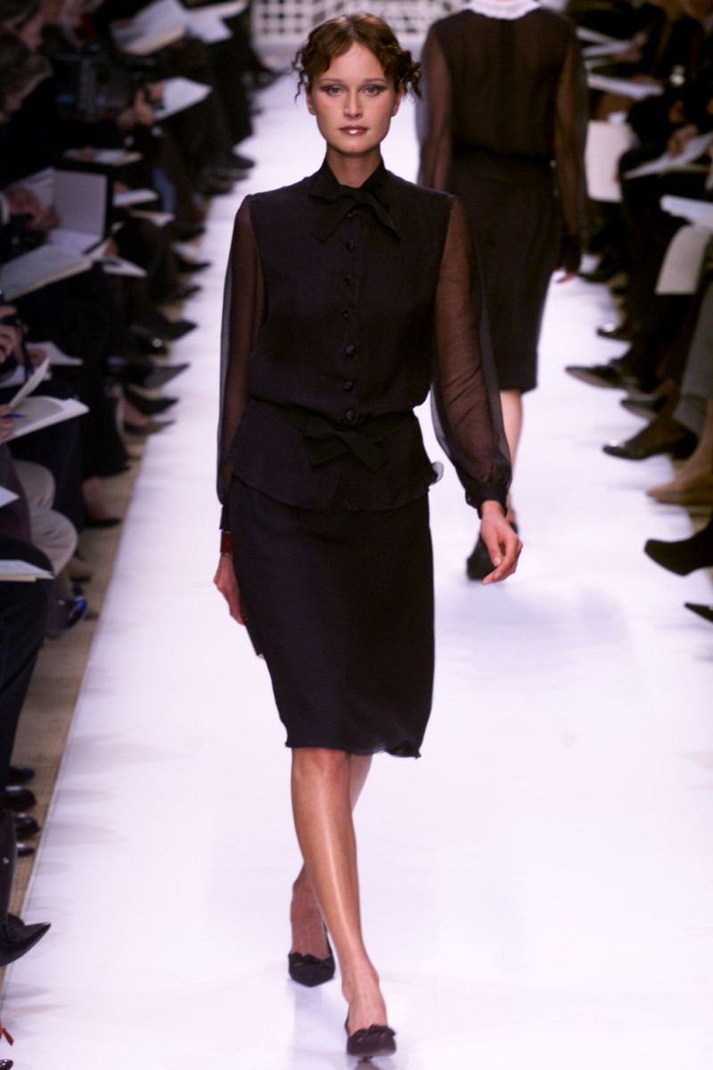 Balmain fashion show for Spring/Summer 2002
