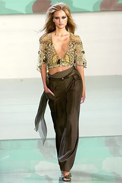 Valentino fashion show for Spring/Summer 2003