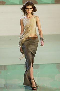 Valentino fashion show for Spring/Summer 2003