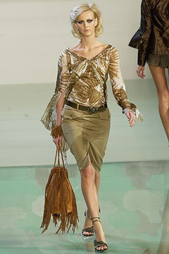 Valentino fashion show for Spring/Summer 2003