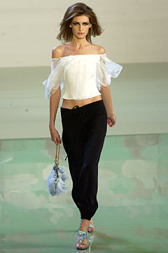 Valentino fashion show for Spring/Summer 2003