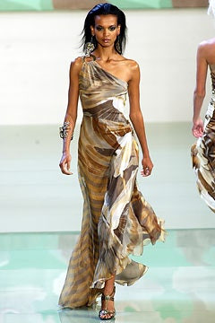 Valentino fashion show for Spring/Summer 2003