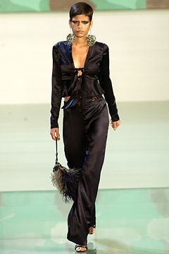 Valentino fashion show for Spring/Summer 2003