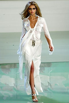Valentino fashion show for Spring/Summer 2003