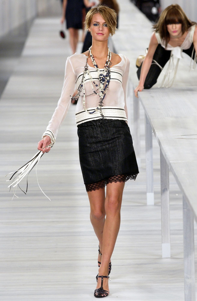 Chanel fashion show for Spring/Summer 2004