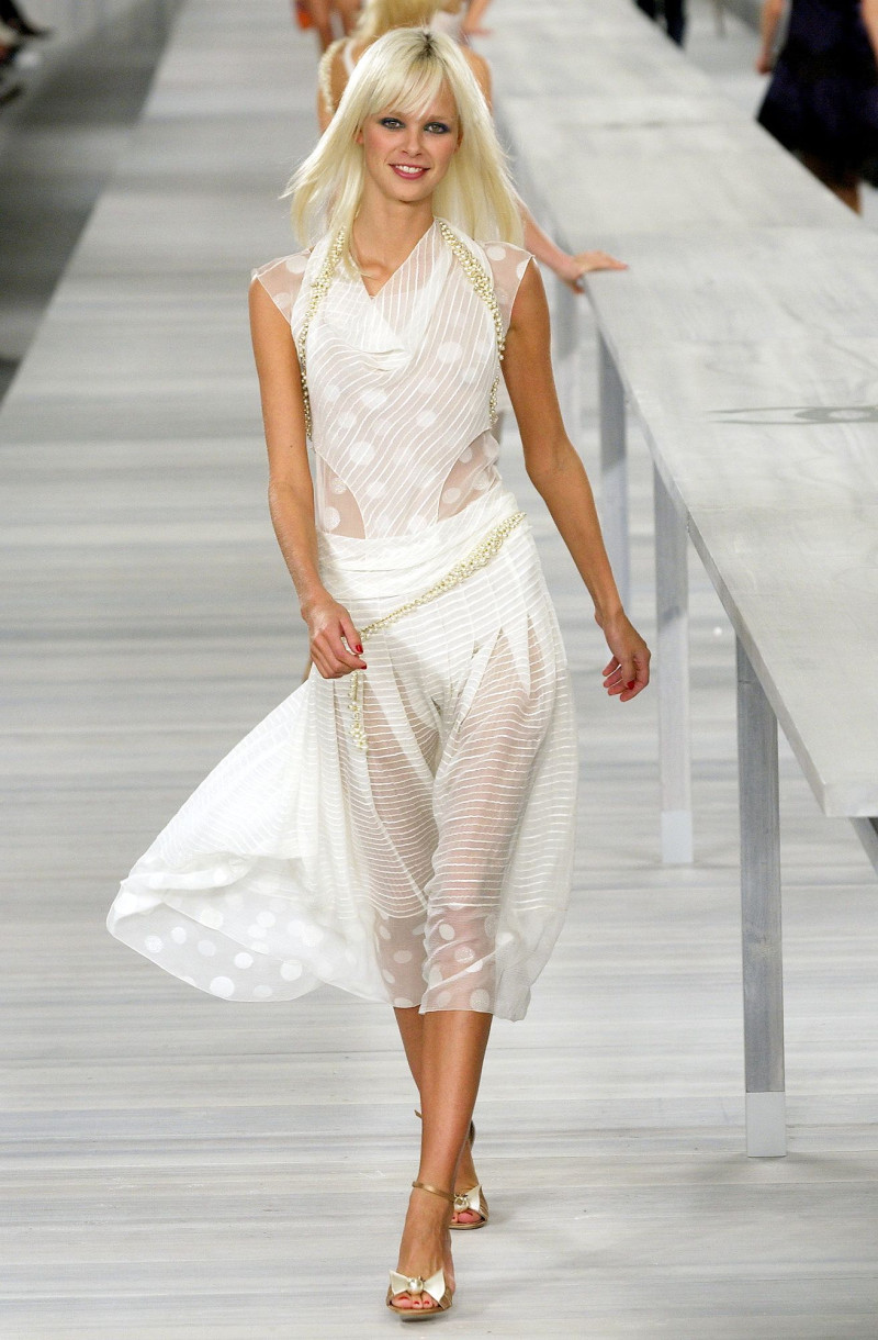 Chanel fashion show for Spring/Summer 2004