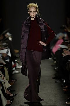 Carolina Herrera fashion show for Autumn/Winter 2004