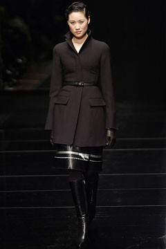 Gianfranco Ferré fashion show for Autumn/Winter 2002