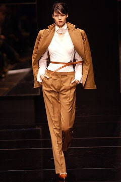 Gianfranco Ferré fashion show for Autumn/Winter 2002