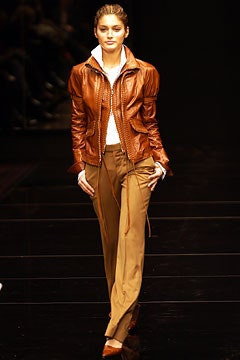 Gianfranco Ferré fashion show for Autumn/Winter 2002
