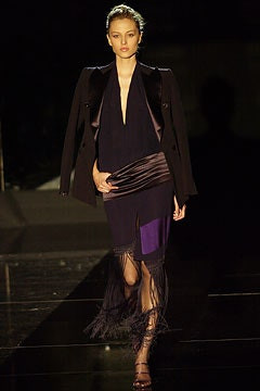 Gianfranco Ferré fashion show for Autumn/Winter 2002