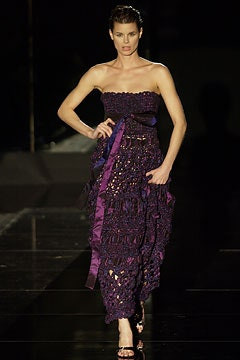 Gianfranco Ferré fashion show for Autumn/Winter 2002