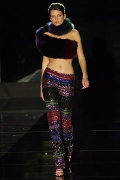 Gianfranco Ferré fashion show for Autumn/Winter 2002