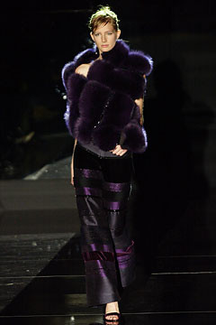 Gianfranco Ferré fashion show for Autumn/Winter 2002