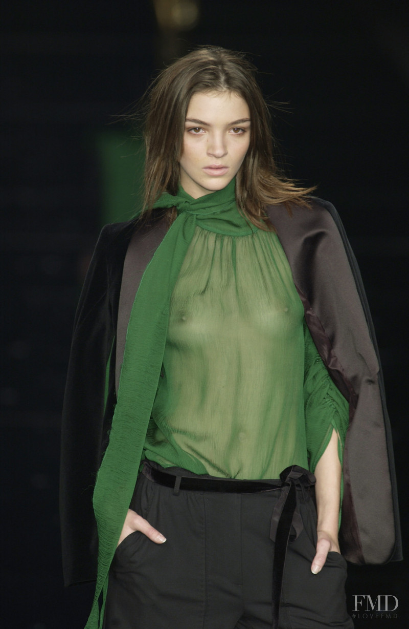 Mariacarla Boscono featured in  the Alessandro Dell\'Acqua fashion show for Autumn/Winter 2002