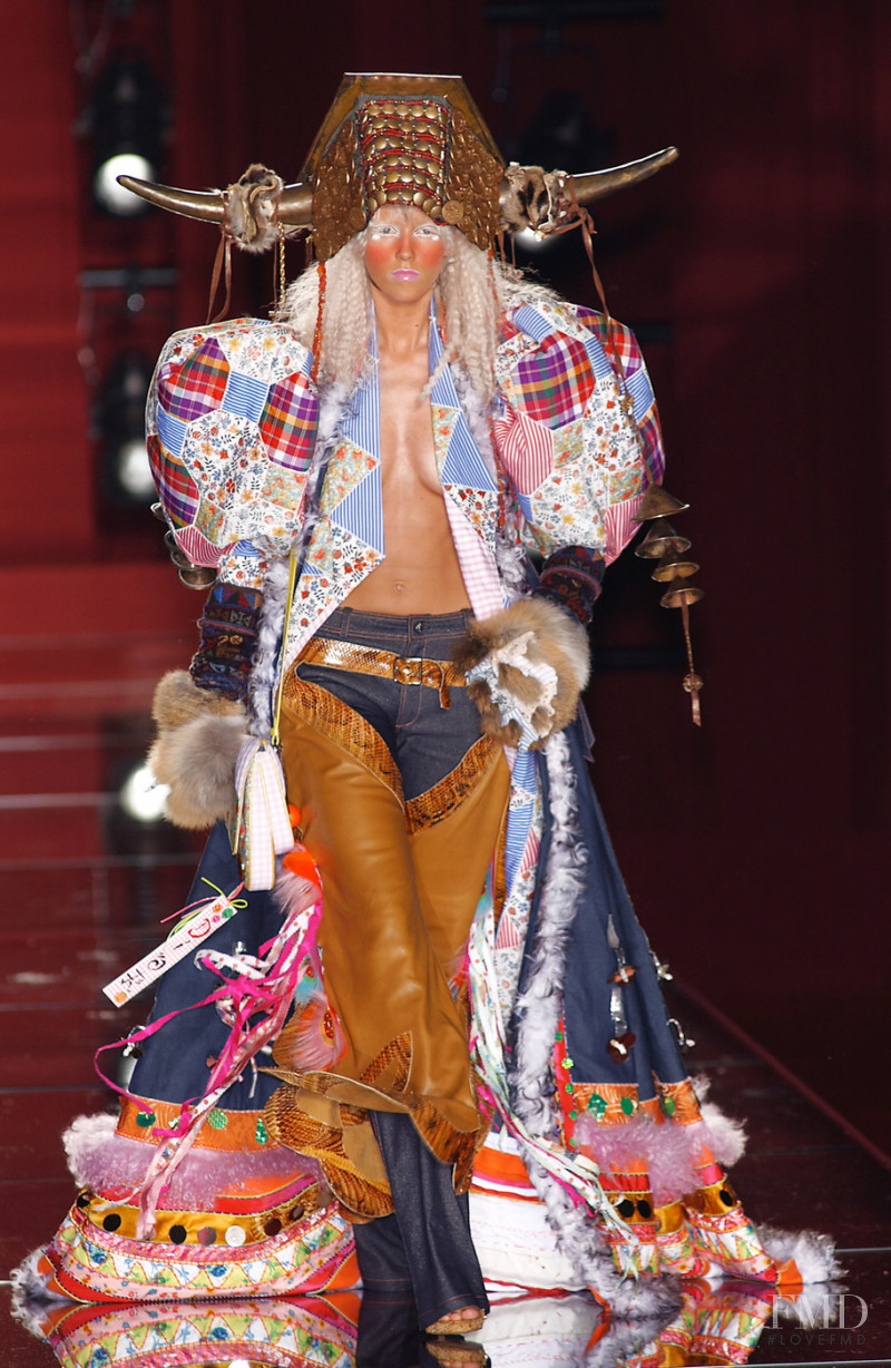 Christian Dior Haute Couture fashion show for Autumn/Winter 2001