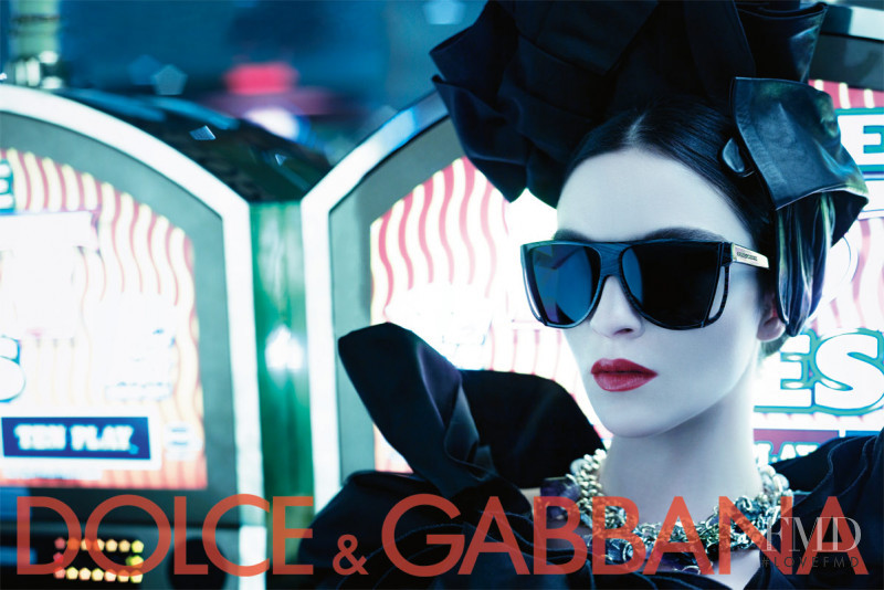 Mariacarla Boscono featured in  the Dolce & Gabbana advertisement for Autumn/Winter 2009