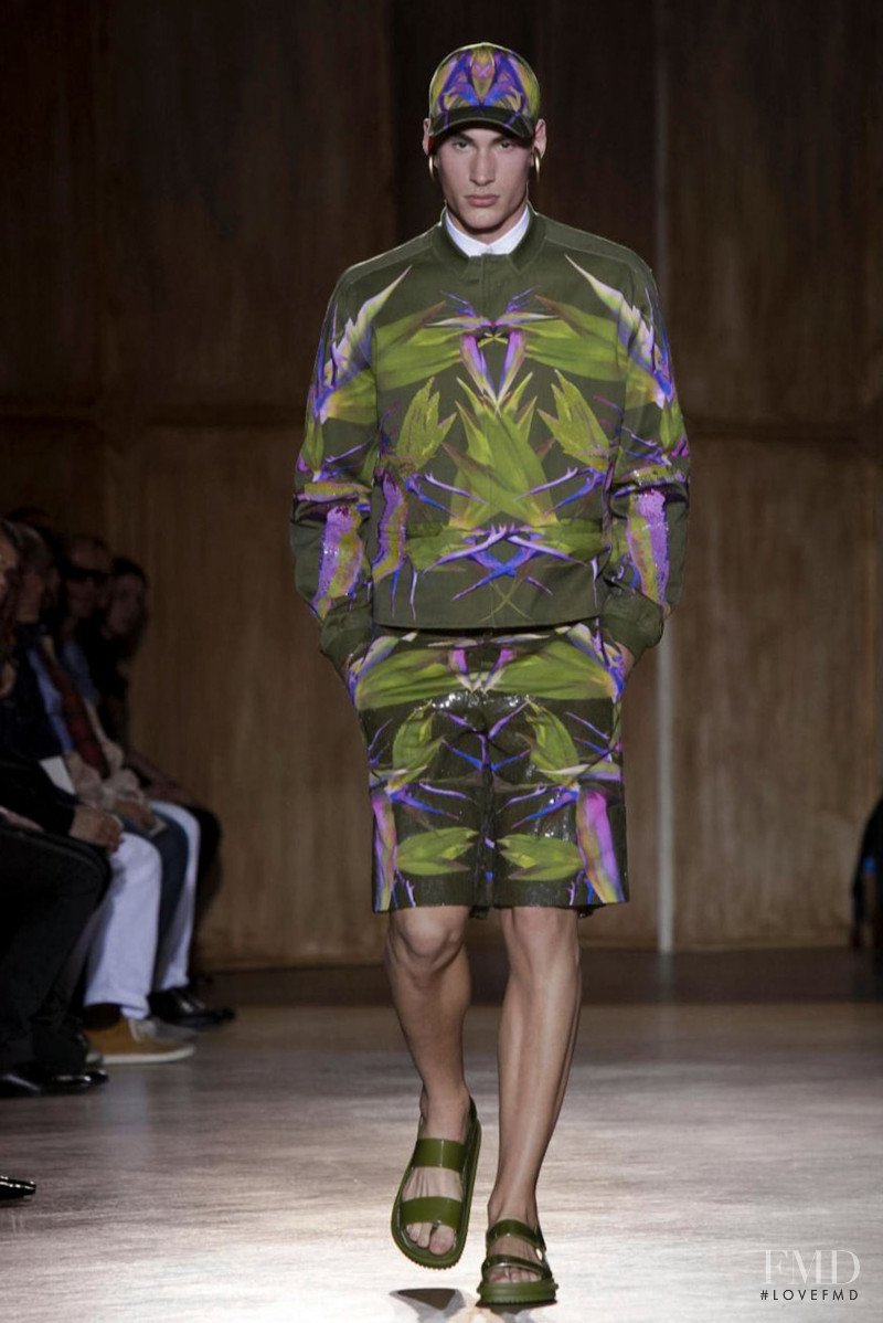 Givenchy fashion show for Spring/Summer 2012