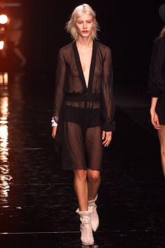 Alessandro Dell\'Acqua fashion show for Spring/Summer 2002