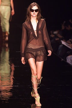 Alessandro Dell\'Acqua fashion show for Spring/Summer 2002
