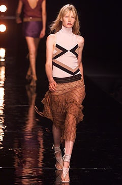 Alessandro Dell\'Acqua fashion show for Spring/Summer 2002