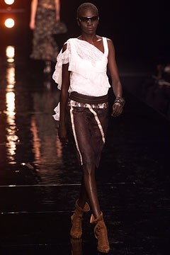 Alessandro Dell\'Acqua fashion show for Spring/Summer 2002