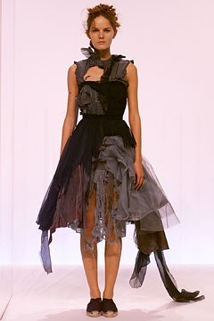 Hussein Chalayan fashion show for Spring/Summer 2002
