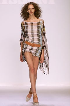 Missoni fashion show for Spring/Summer 2002