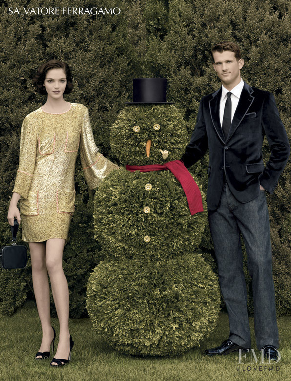 Mariacarla Boscono featured in  the Americana Manhasset (RETAILER) lookbook for Holiday 2007