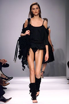 Givenchy fashion show for Spring/Summer 2002