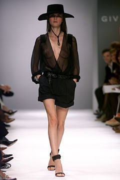 Givenchy fashion show for Spring/Summer 2002