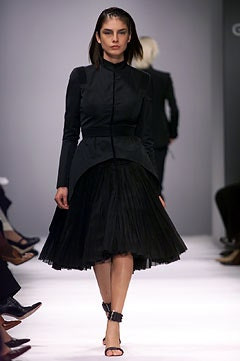 Givenchy fashion show for Spring/Summer 2002