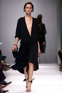Givenchy fashion show for Spring/Summer 2002