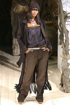 Dolce & Gabbana fashion show for Autumn/Winter 2002