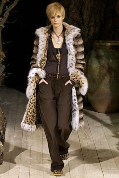 Dolce & Gabbana fashion show for Autumn/Winter 2002