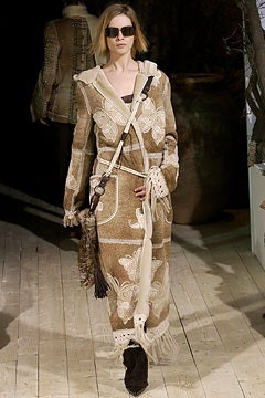 Dolce & Gabbana fashion show for Autumn/Winter 2002