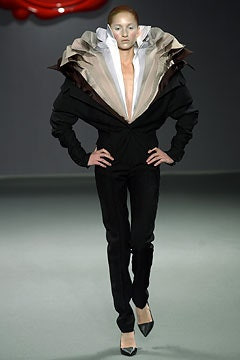 Viktor & Rolf fashion show for Autumn/Winter 2003